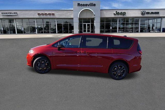 new 2026 Chrysler Pacifica car, priced at $44,197