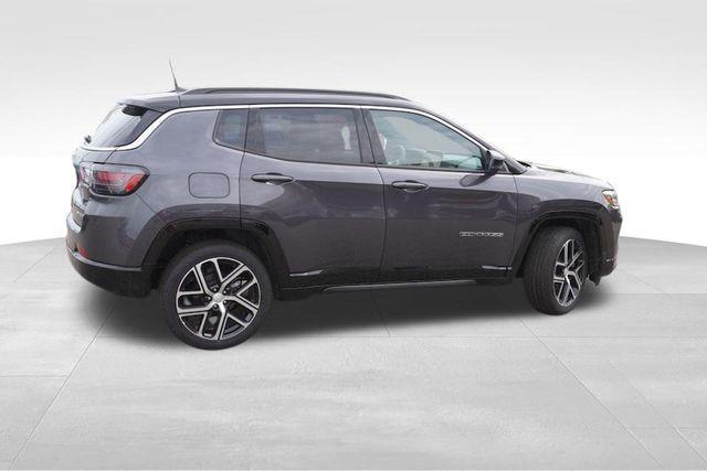 new 2024 Jeep Compass car, priced at $32,129