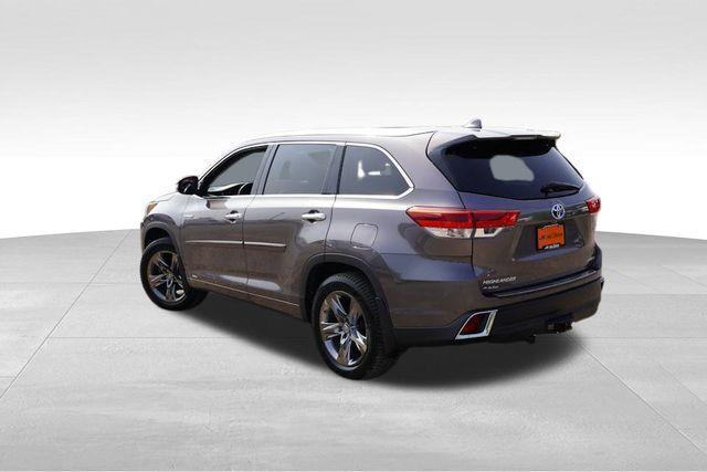 used 2017 Toyota Highlander Hybrid car, priced at $14,989