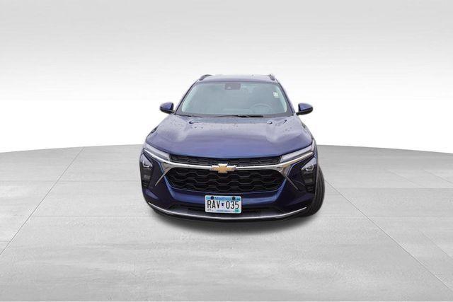 used 2024 Chevrolet Trax car, priced at $22,857