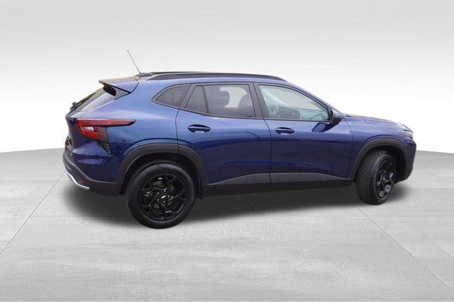 used 2024 Chevrolet Trax car, priced at $22,857