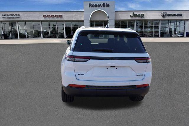 new 2025 Jeep Grand Cherokee car, priced at $43,877