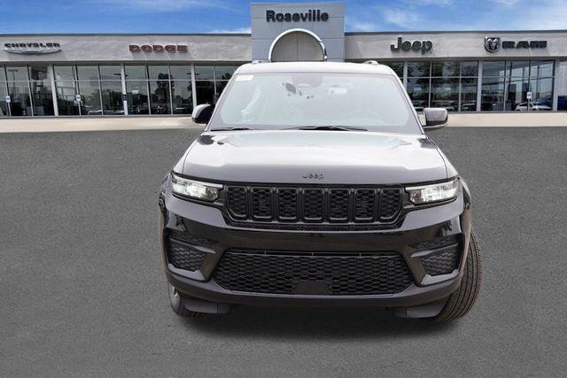 new 2025 Jeep Grand Cherokee car, priced at $40,453