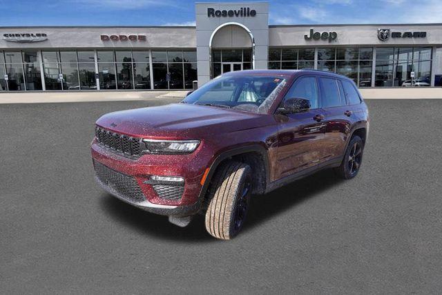 new 2025 Jeep Grand Cherokee car, priced at $44,821