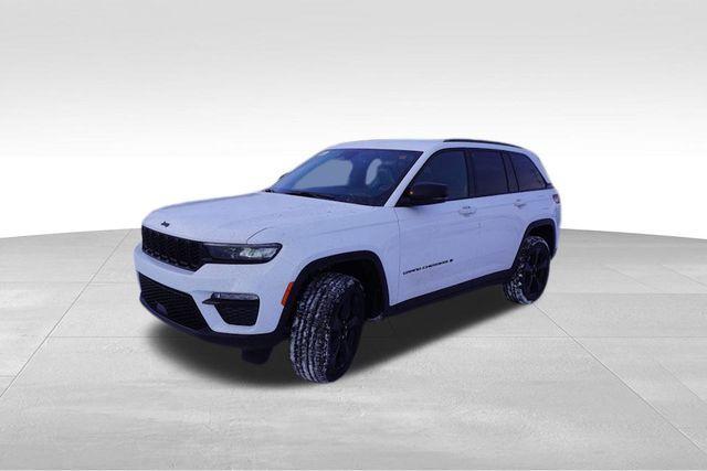 new 2025 Jeep Grand Cherokee car, priced at $41,841