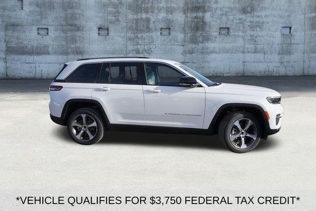 new 2024 Jeep Grand Cherokee 4xe car, priced at $47,085