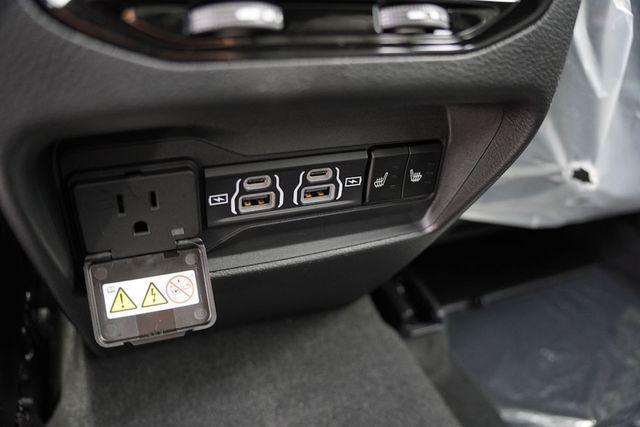 new 2025 Jeep Grand Cherokee car, priced at $39,880