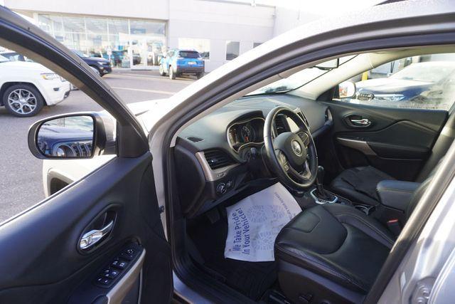 used 2017 Jeep Cherokee car, priced at $15,291