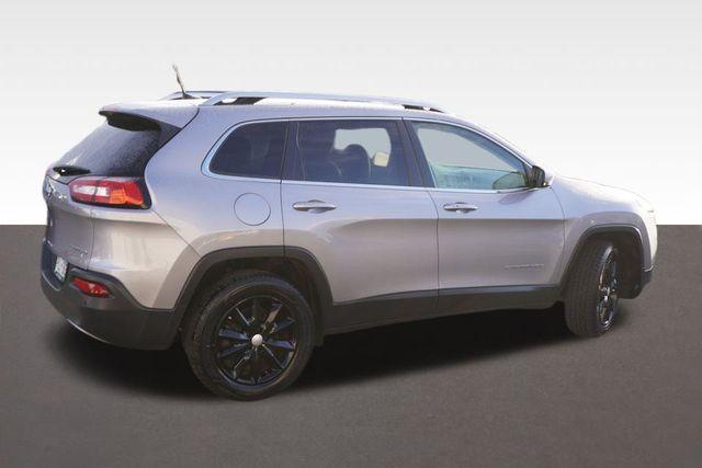 used 2017 Jeep Cherokee car, priced at $15,291