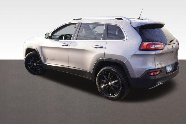 used 2017 Jeep Cherokee car, priced at $15,291