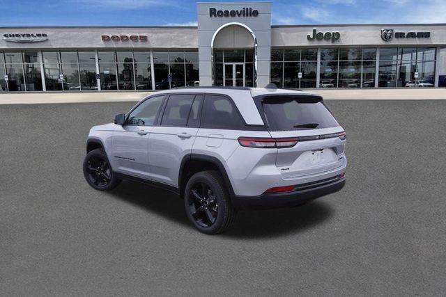 new 2025 Jeep Grand Cherokee car, priced at $44,821