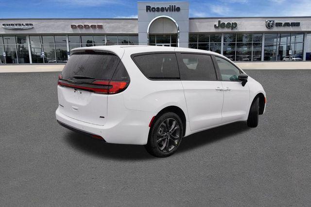 new 2026 Chrysler Pacifica car, priced at $43,666