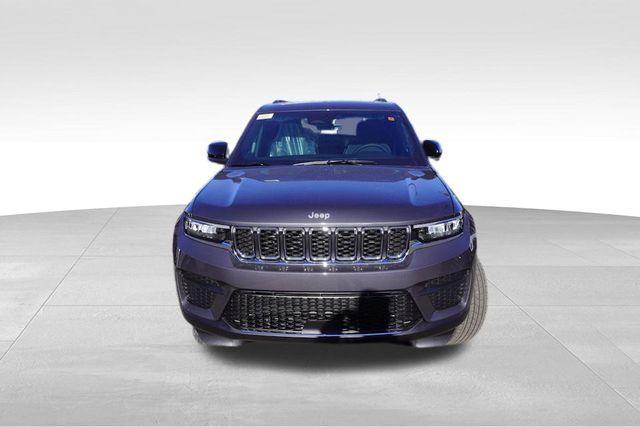 new 2025 Jeep Grand Cherokee car, priced at $36,160