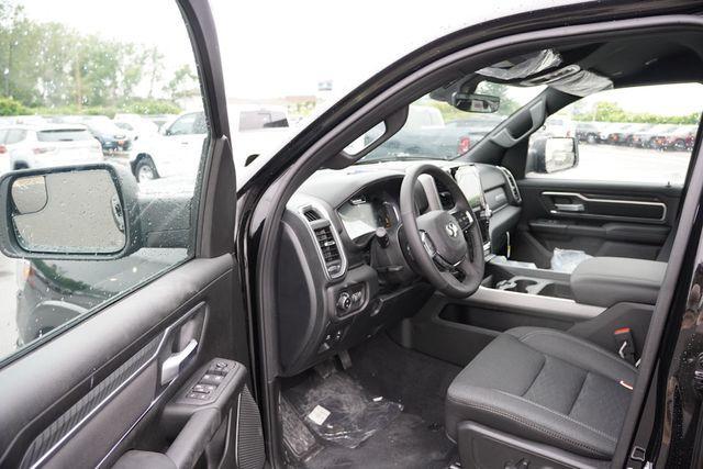 new 2025 Ram 1500 car, priced at $45,421