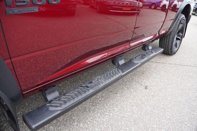 used 2022 Ram 1500 Classic car, priced at $33,477