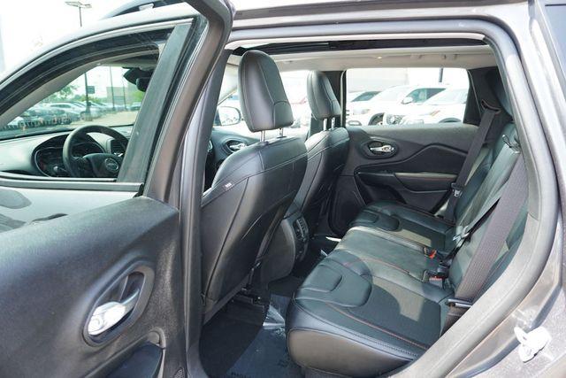 used 2022 Jeep Cherokee car, priced at $28,986