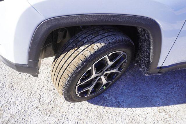 new 2025 Jeep Compass car, priced at $30,001