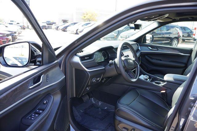 new 2025 Jeep Grand Cherokee car, priced at $44,087