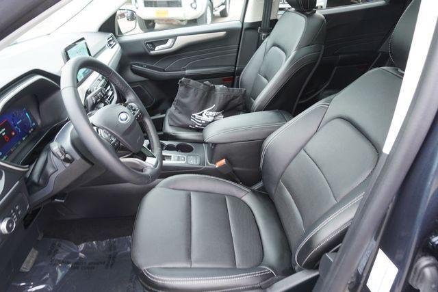 used 2022 Ford Escape car, priced at $25,896