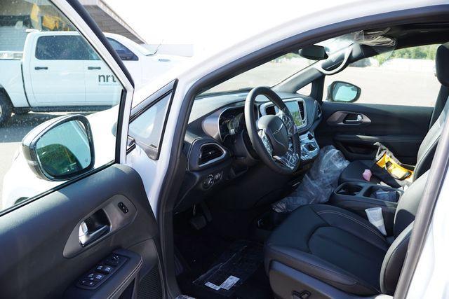 new 2026 Chrysler Pacifica car, priced at $42,012