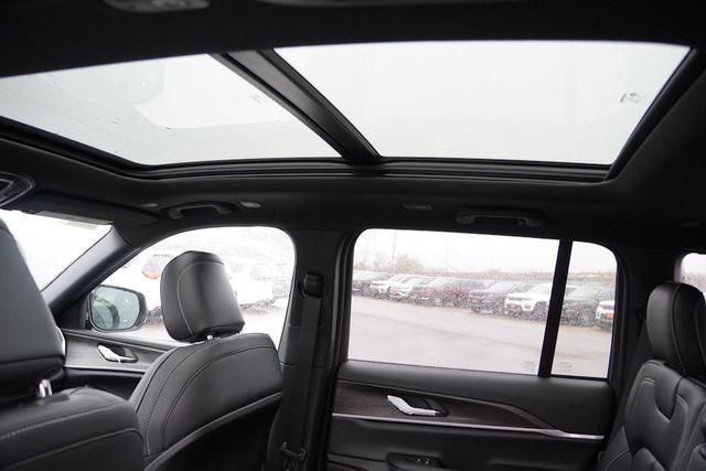 new 2025 Jeep Grand Cherokee car, priced at $51,452