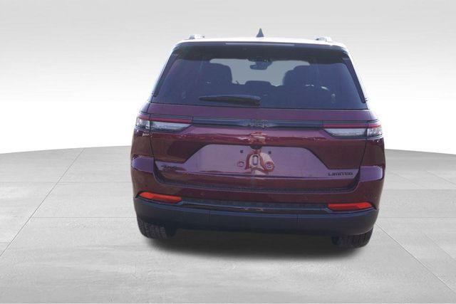 new 2025 Jeep Grand Cherokee car, priced at $43,320