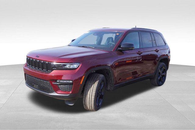 new 2025 Jeep Grand Cherokee car, priced at $43,320
