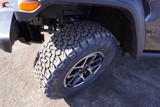 new 2025 Jeep Wrangler car, priced at $57,096