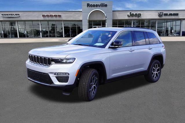 new 2025 Jeep Grand Cherokee car, priced at $44,087
