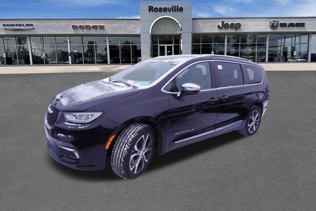 new 2025 Chrysler Pacifica car, priced at $52,299