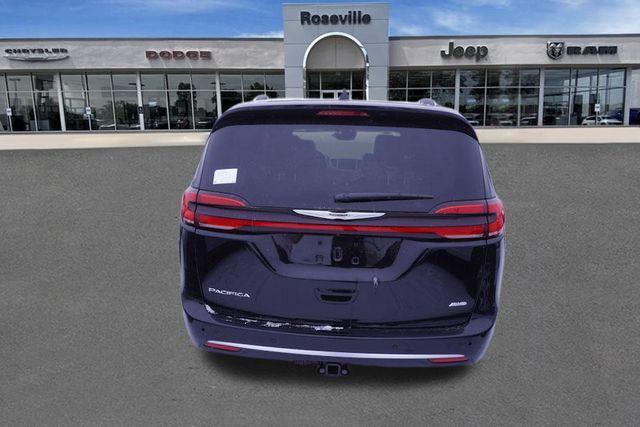 new 2025 Chrysler Pacifica car, priced at $52,299