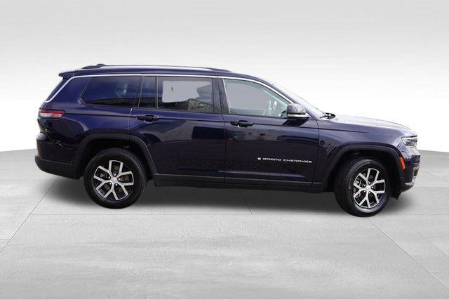 used 2023 Jeep Grand Cherokee L car, priced at $35,756