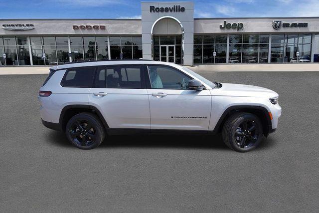 new 2024 Jeep Grand Cherokee L car, priced at $50,249