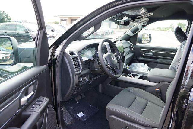 new 2025 Ram 1500 car, priced at $43,392