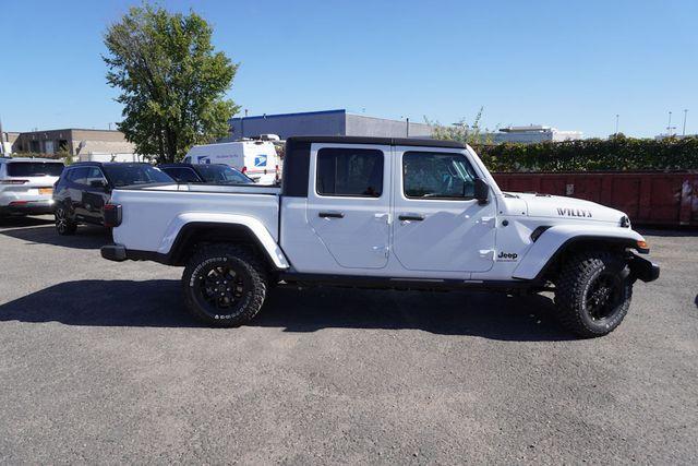 new 2024 Jeep Gladiator car, priced at $41,787