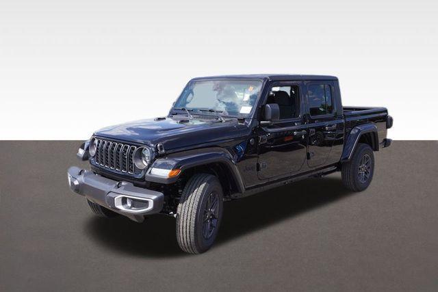 new 2024 Jeep Gladiator car, priced at $38,909