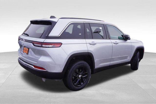 new 2025 Jeep Grand Cherokee car, priced at $36,159