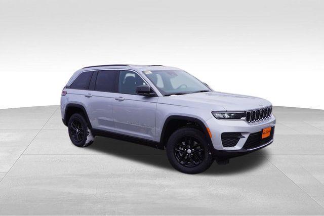 new 2025 Jeep Grand Cherokee car, priced at $36,159