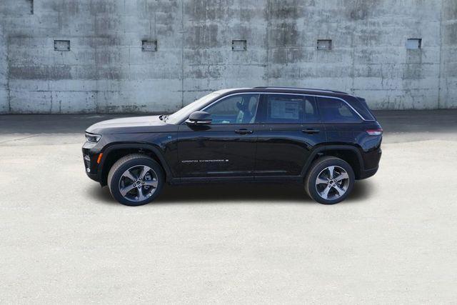 new 2024 Jeep Grand Cherokee 4xe car, priced at $47,013