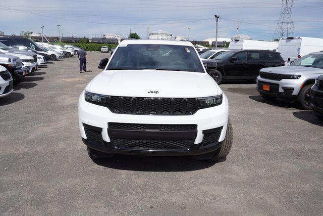 new 2024 Jeep Grand Cherokee L car, priced at $40,439