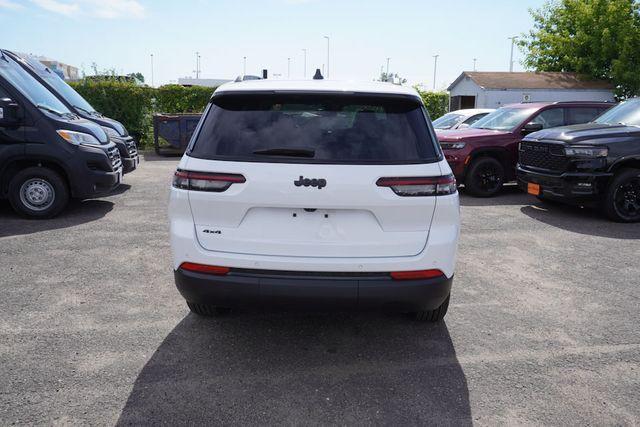 new 2024 Jeep Grand Cherokee L car, priced at $40,439