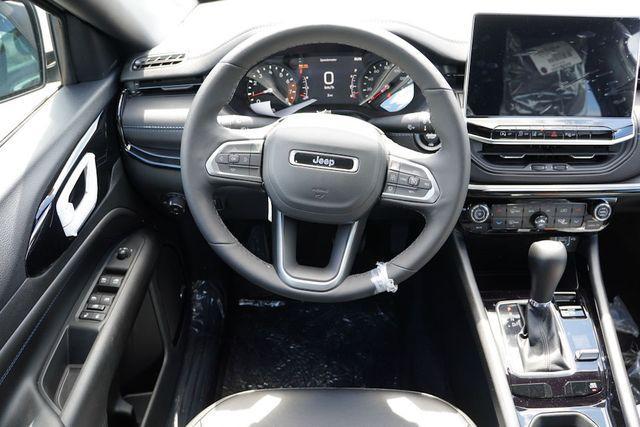 new 2025 Jeep Compass car, priced at $30,616