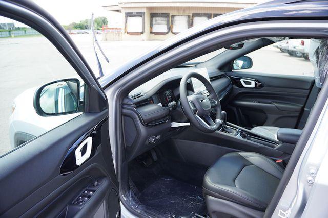 new 2025 Jeep Compass car, priced at $30,616