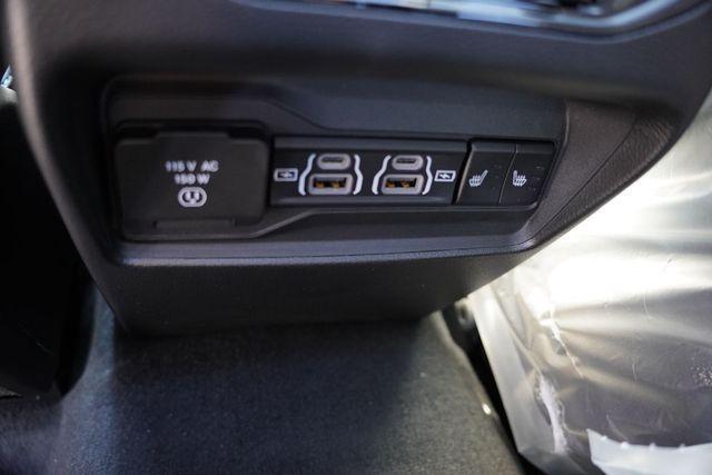 new 2025 Jeep Grand Cherokee car, priced at $45,766