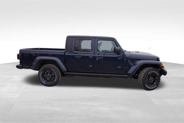 new 2025 Jeep Gladiator car, priced at $44,713