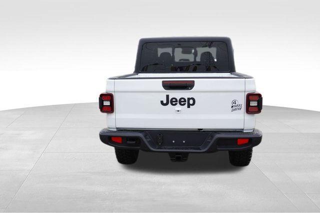 new 2025 Jeep Gladiator car, priced at $45,630