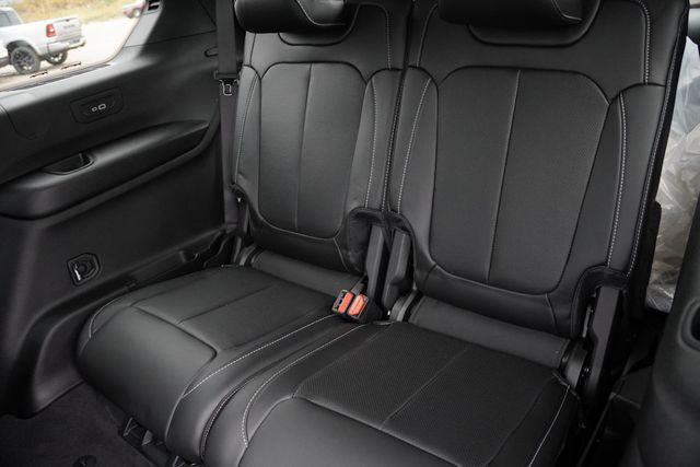 new 2025 Jeep Grand Cherokee L car, priced at $48,144