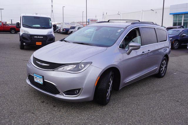 used 2017 Chrysler Pacifica car, priced at $17,334