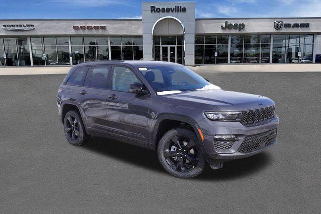 new 2025 Jeep Grand Cherokee car, priced at $43,820