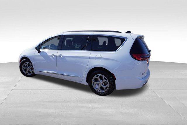 used 2023 Chrysler Pacifica car, priced at $28,979